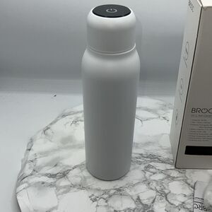 BROOC White Self Cleaning Water Bottle 20 oz-New!